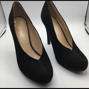 Nine West Black Suede Round Toe Stiletto Pumps 6M